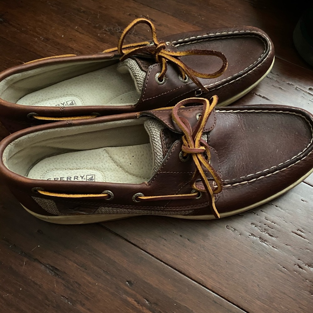Sperrys Size 9 Women’s